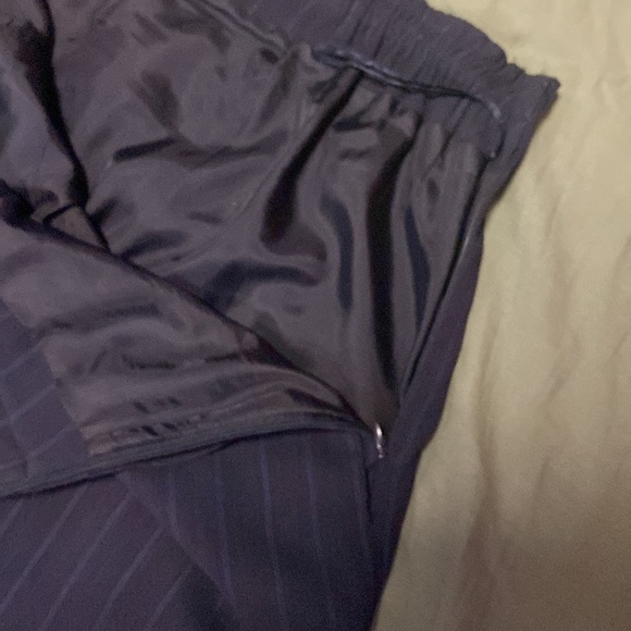 Valerie Stephens woman navy pinstripe suit - Picture 8 of 11